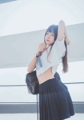 年轻女教师4hd中字免费观看_HD完整版观看