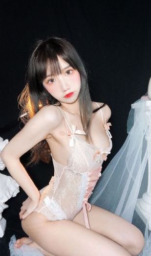 撕开她的乳罩慢慢揉捏韩国视频_高清迅雷下载